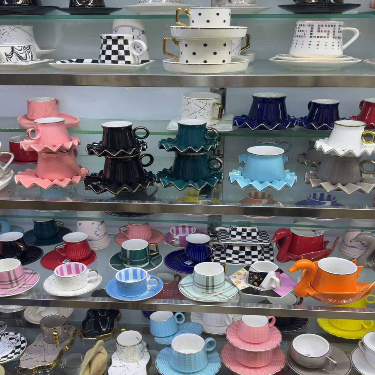 Cups and Saucers Wholesale China
