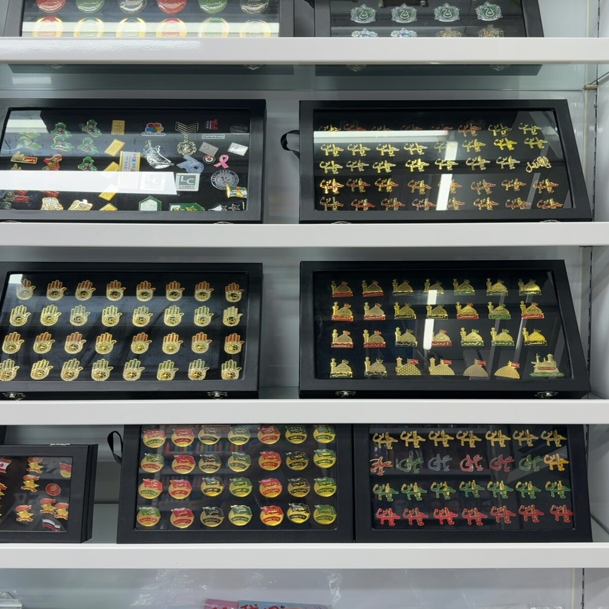 Badges & Pins