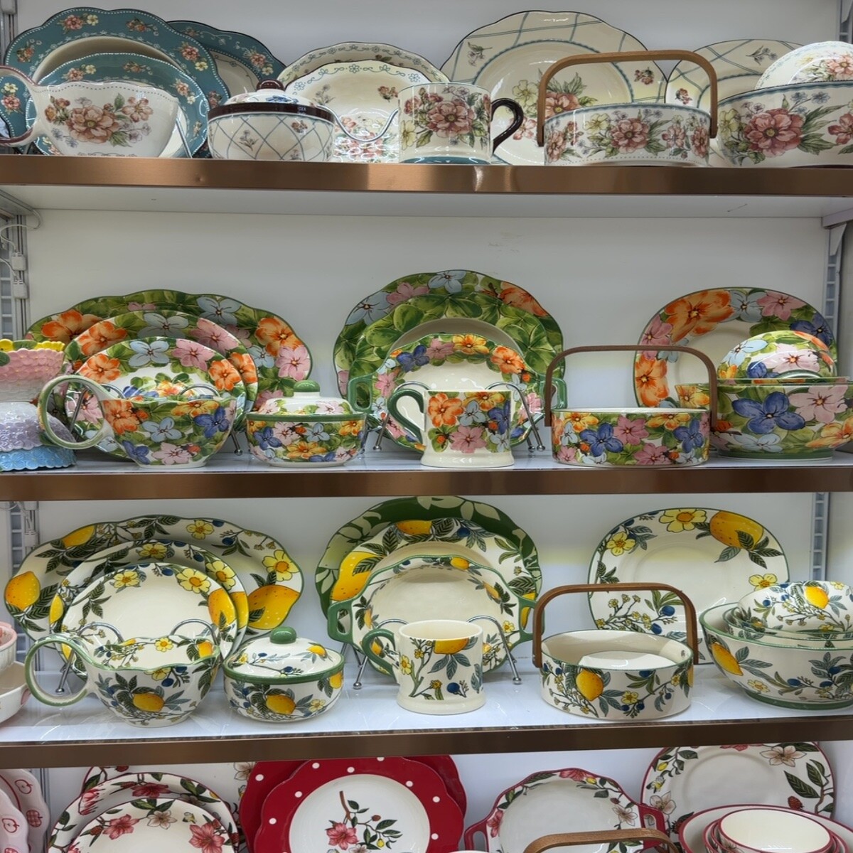 Decorative Tableware