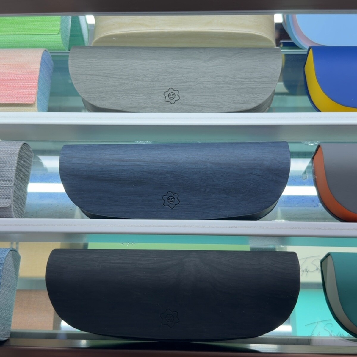 Eyewear Accessories