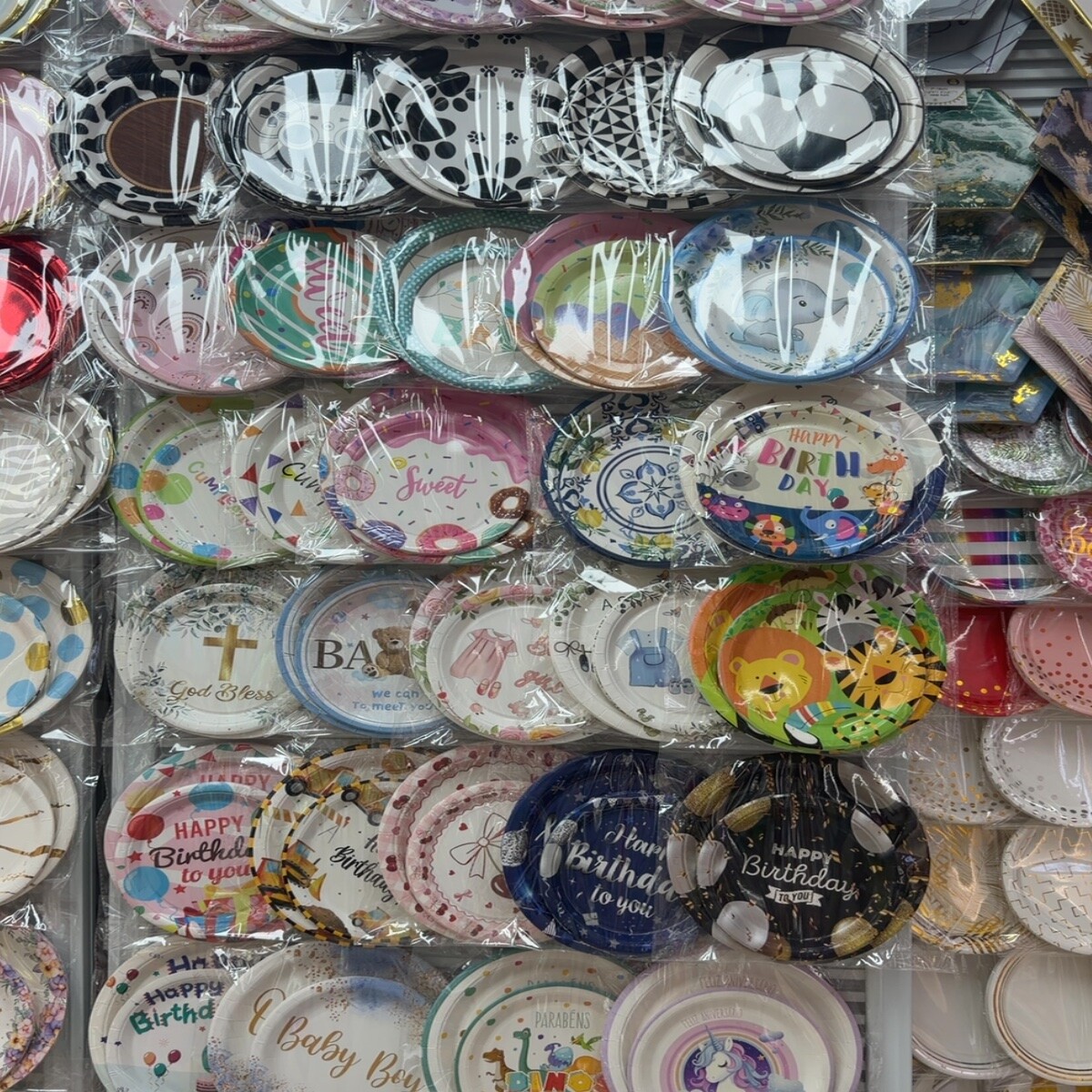 Plastic Plates