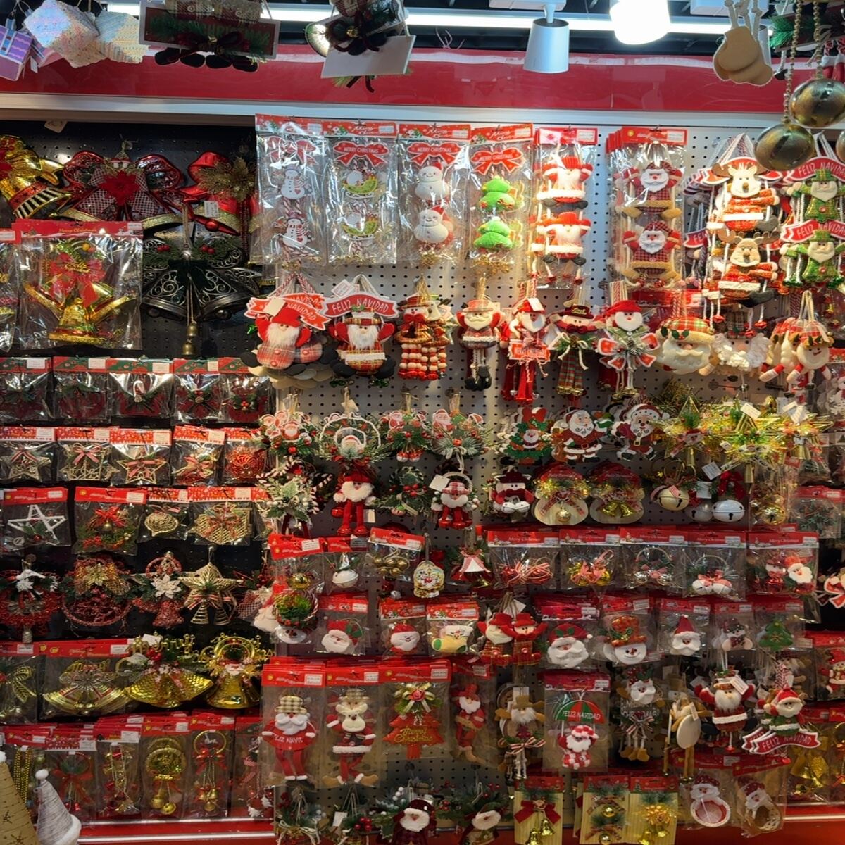 Santa Claus Figurines