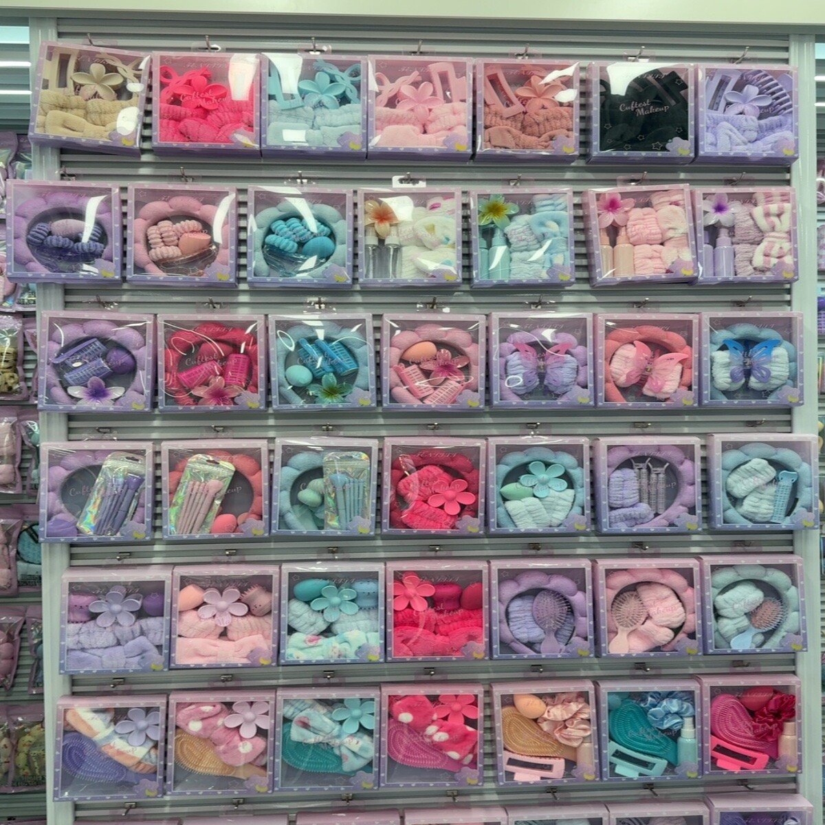 Cosmetic Puffs & Sponges