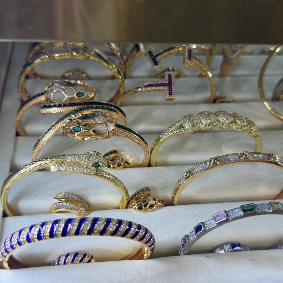 Decorative Bracelets Wholesale China