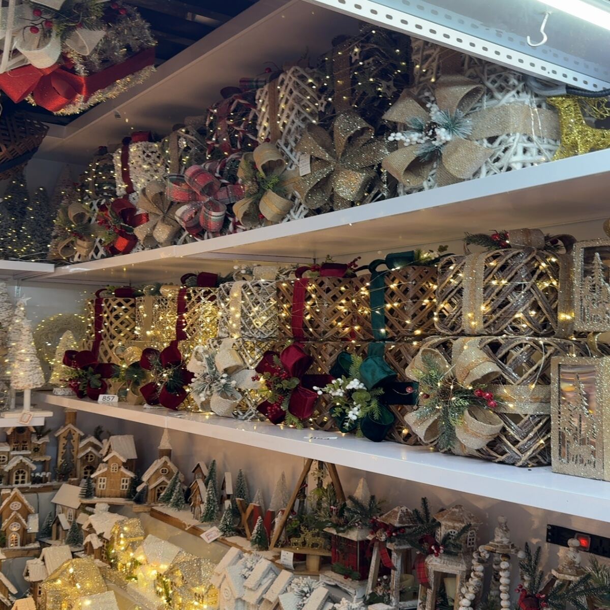 Lighted Gift Boxes